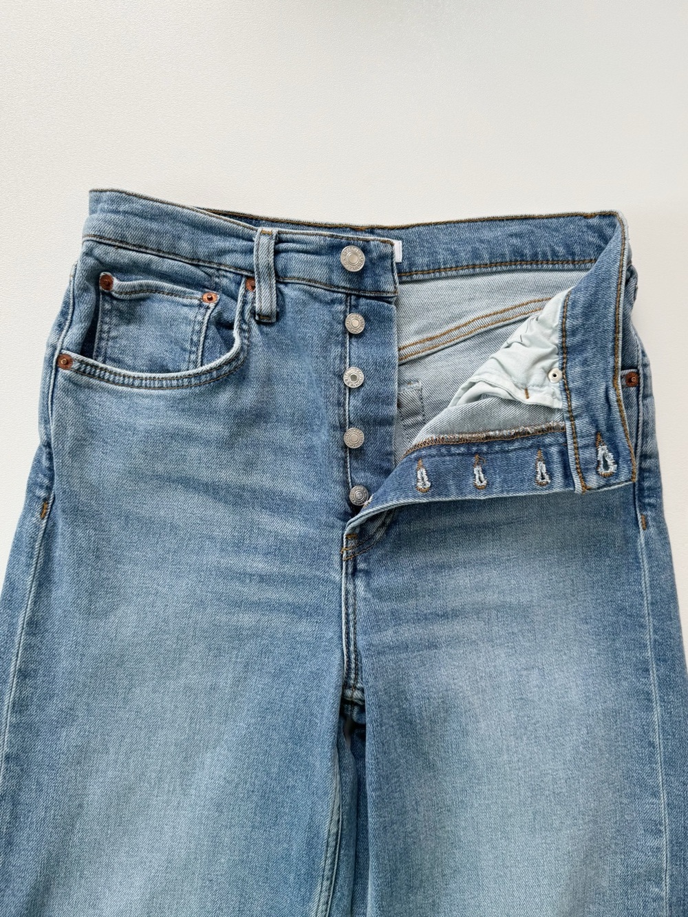 RE/DONE Wide Leg Crop Jeans in Blazed Indigo | 28 - Picture 8 of 13